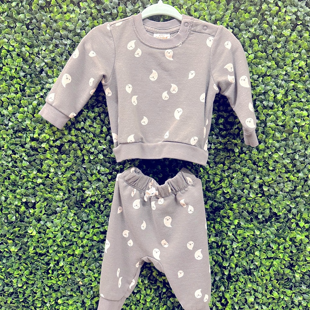 Adorable Baby Ghost Set Size 3-6 Months - Picture 2 of 2